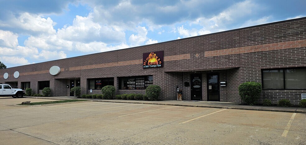 Primary Photo Of 9130-9132 Tyler blvd, Mentor Specialty For Sale