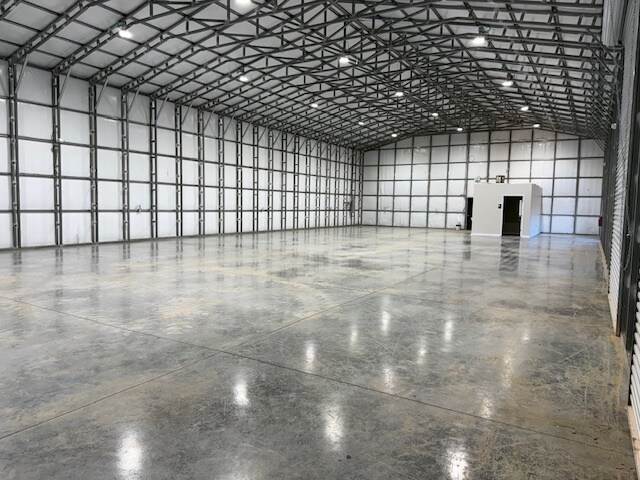 More Photos Of 8704 Valley Falls rd, Boiling Springs Flex For Lease