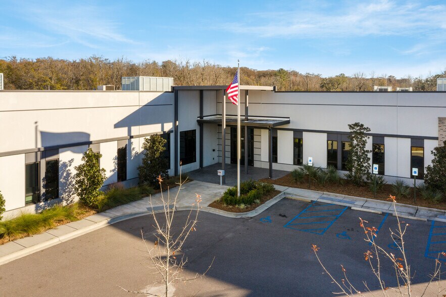More Photos Of 3450 Ingleside Blvd, North Charleston Office For Lease