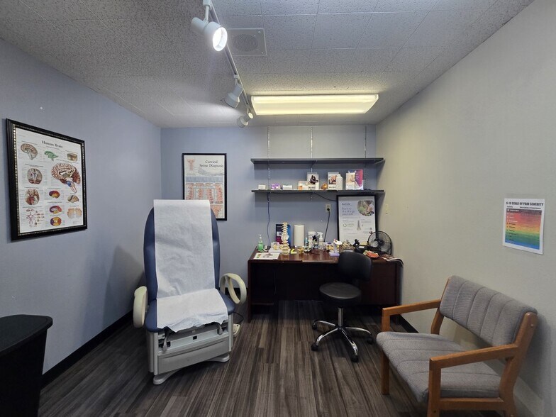 More Photos Of 999 Division St, Prescott Medical For Sale