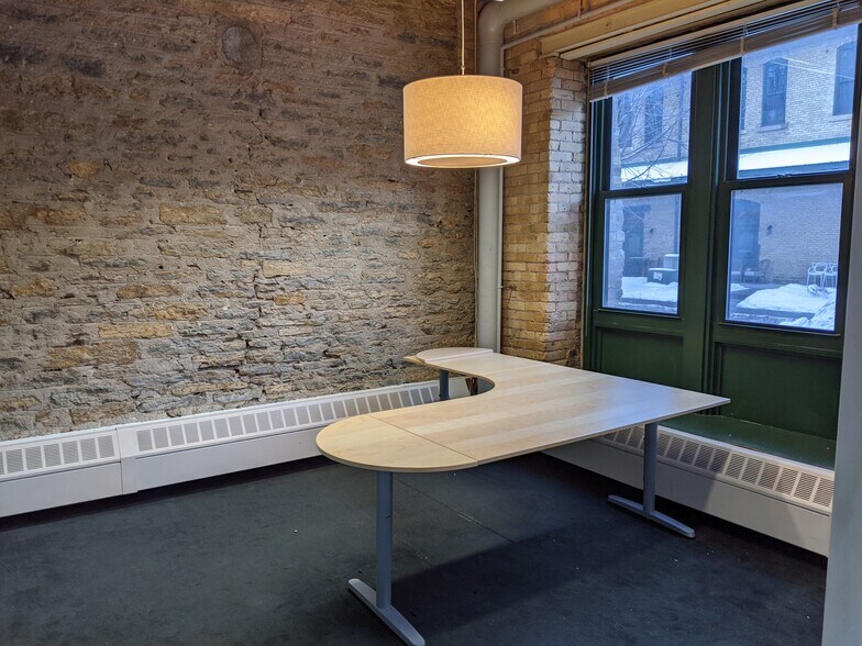 More Photos Of 400 N 1st St, Minneapolis Loft Creative Space For Sale