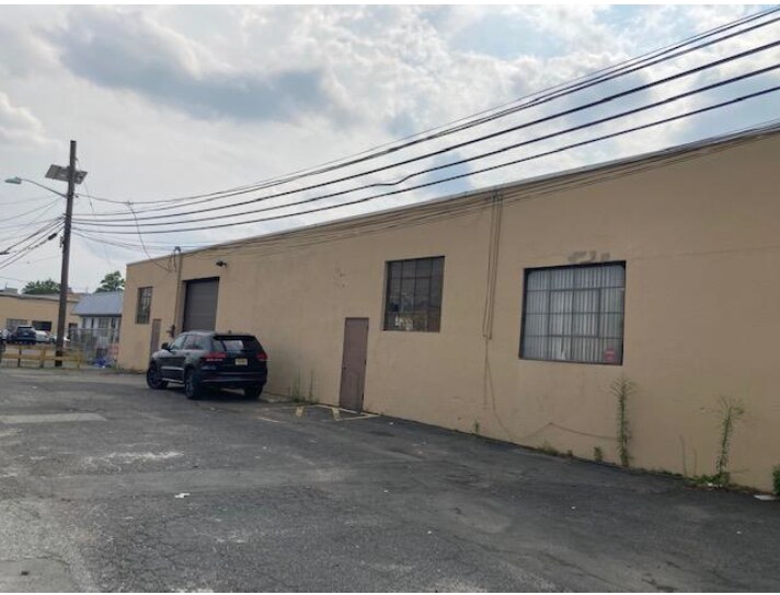 More Photos Of 61 Voorhis Ln, Hackensack Warehouse For Lease