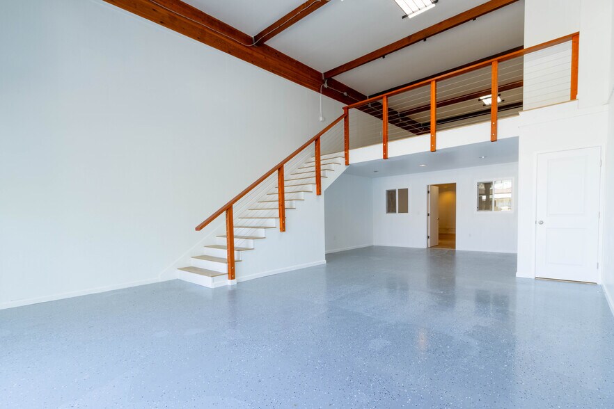 More Photos Of 1385-1395 Fairfax Ave, San Francisco Light Distribution For Lease