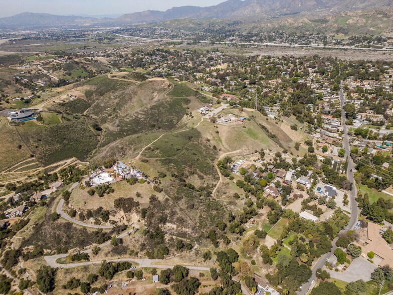 More Photos Of 10131 Johanna Ave, Sunland Land For Sale