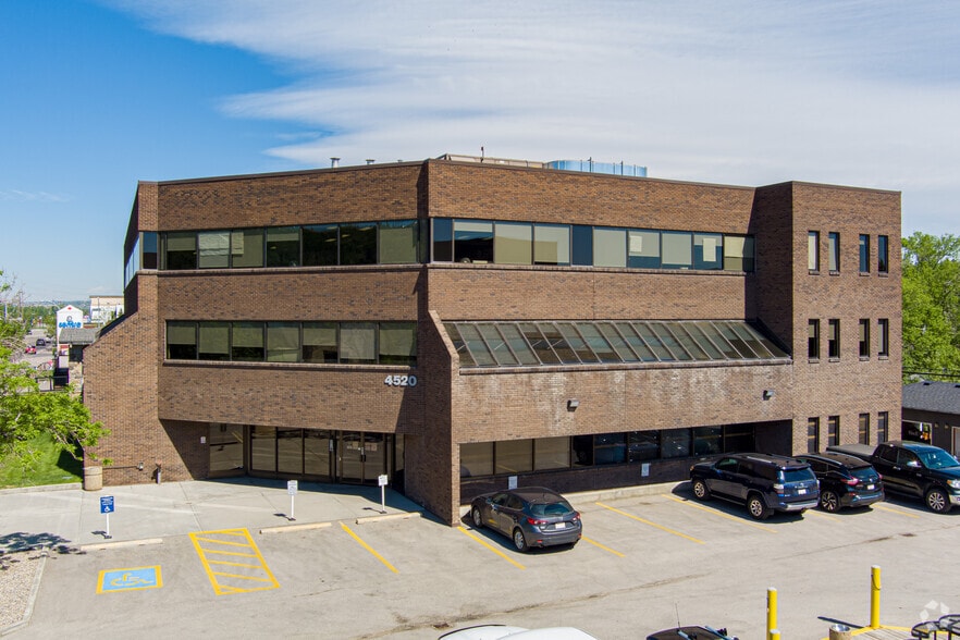 Primary Photo Of 4520 16th Ave NW, Calgary Office For Lease