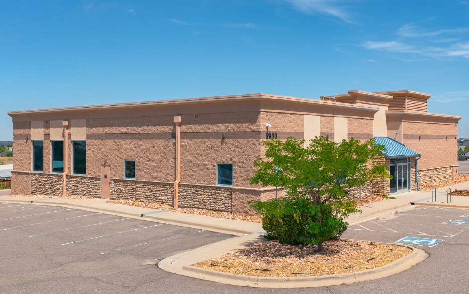 Primary Photo Of 5930 S Gun Club Rd, Aurora Freestanding For Sale