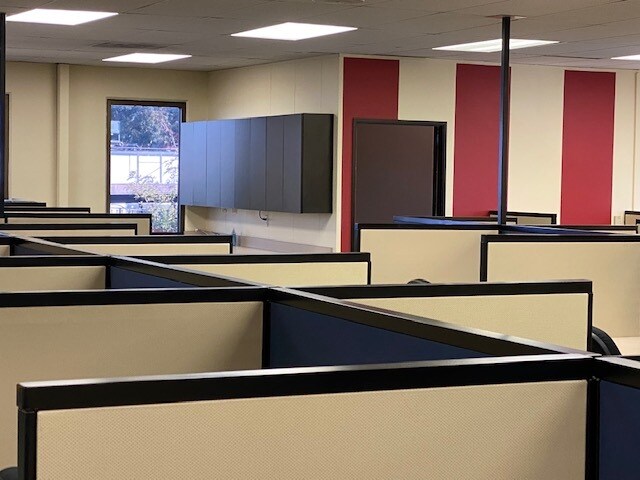 More Photos Of 25954 Eden Landing Rd, Hayward Office For Lease