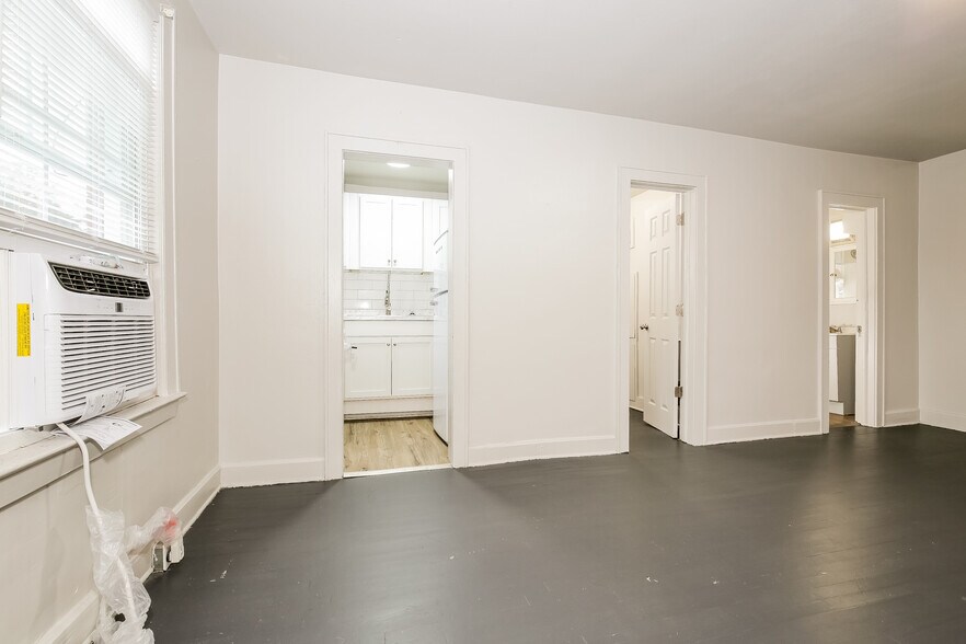 More Photos Of 517 Willow St, Mount Airy Apartments For Sale