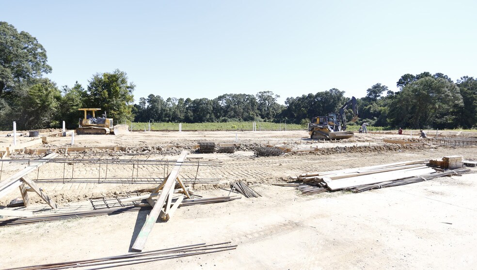 More Photos Of 9201 Baringer Foreman Rd, Baton Rouge Unknown For Lease