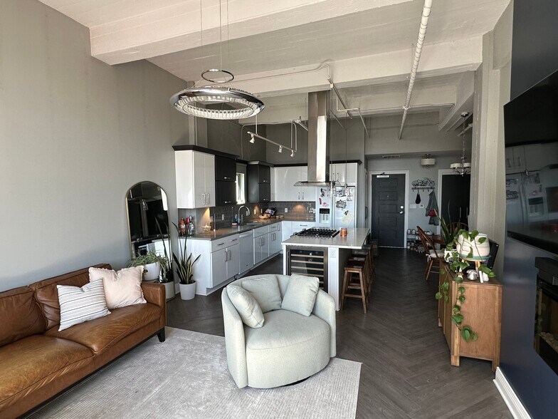 More Photos Of 510 Washington St, Buffalo Apartments For Sale