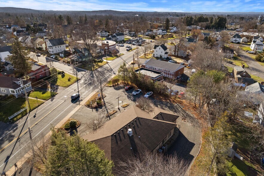 More Photos Of 375 E Center St, Manchester Medical For Sale