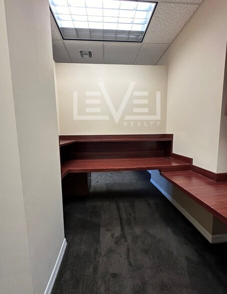 More Photos Of 2455 E Sunrise Blvd, Fort Lauderdale Loft Creative Space For Sale