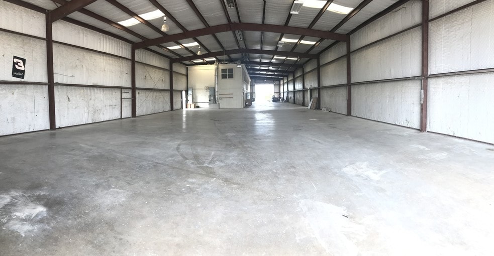 More Photos Of 9975 High Country Ln, Forney Light Manufacturing For Lease