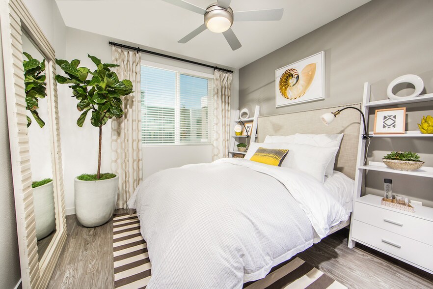 More Photos Of 1045 Armorlite Dr, San Marcos Apartments For Lease