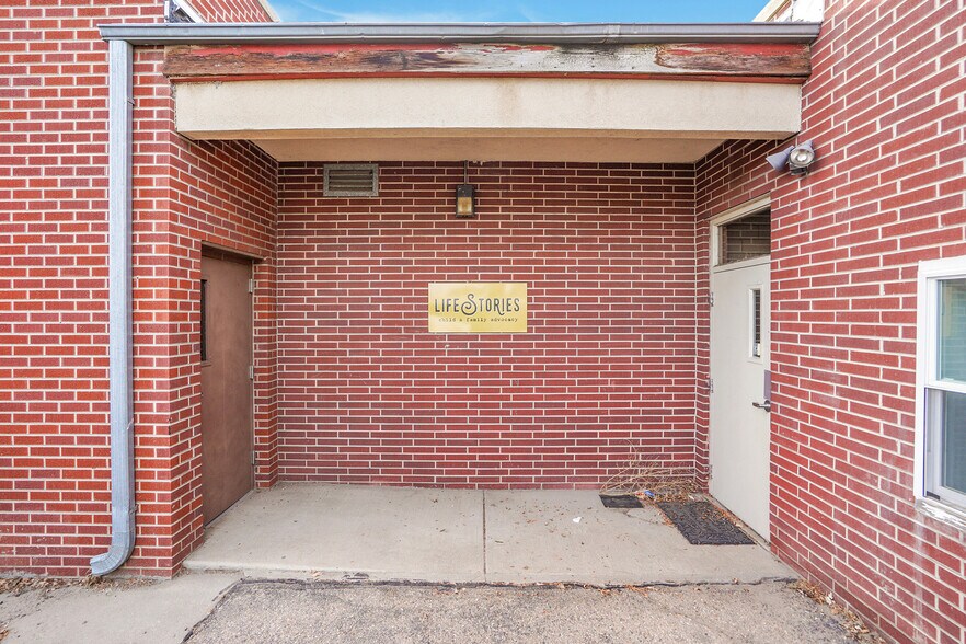 More Photos Of 330 Park Ave, Fort Lupton Office For Lease