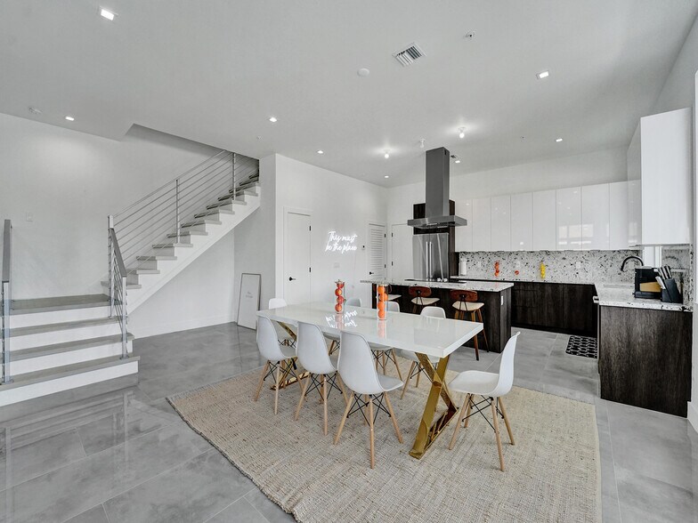 More Photos Of 1220-1226 NE 15th Ave, Fort Lauderdale Apartments For Sale