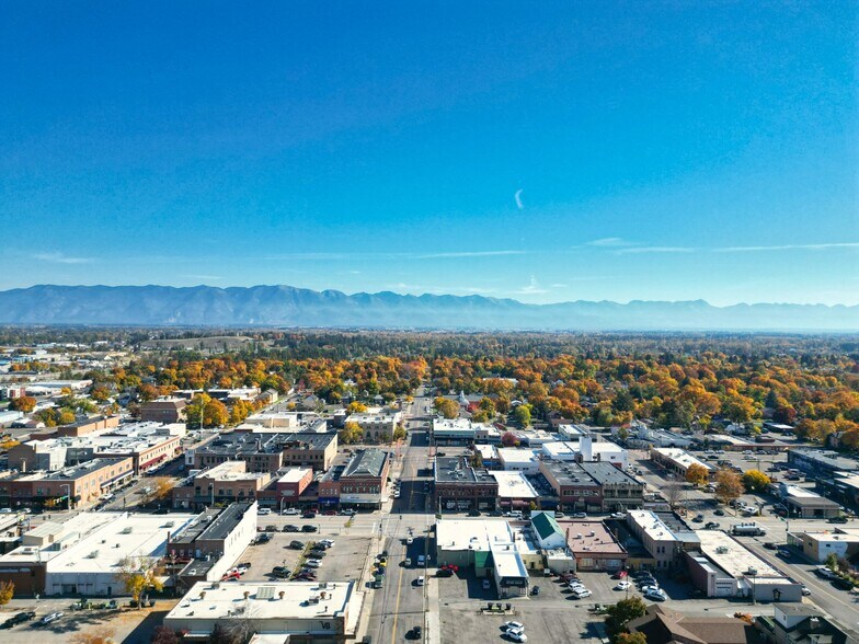 More Photos Of 302 S Main St, Kalispell Restaurant For Sale