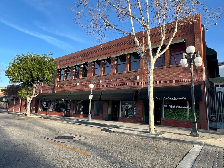 More Photos Of 103 E Lemon Ave, Monrovia Storefront Retail Office For Lease
