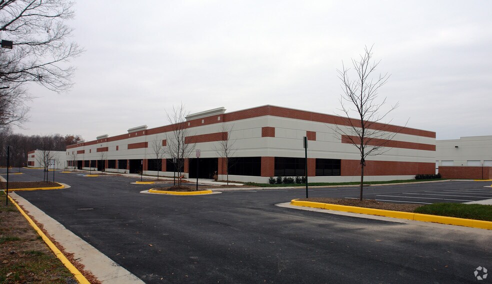 More Photos Of 7699 Limestone Dr, Gainesville Light Manufacturing For Sale