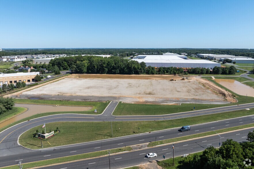 More Photos Of 597 Rancocas Rd, Westampton Warehouse For Lease