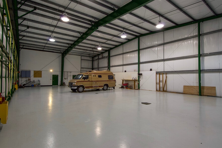 More Photos Of 191 Airport Rd, Port Townsend Airplane Hangar For Sale