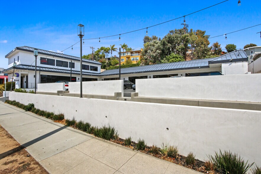 More Photos Of 8416-8432 Pershing Dr, Playa Del Rey Storefront Retail Office For Lease