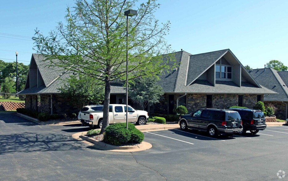 Primary Photo Of 3501 French Park Dr, Edmond Office For Lease