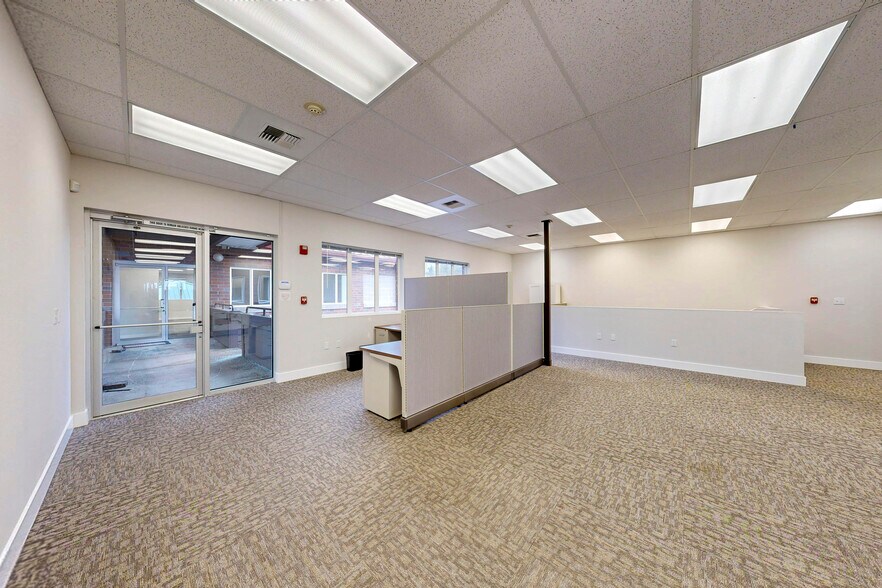 More Photos Of 1760 Barnes Blvd SW, Olympia Office For Sale