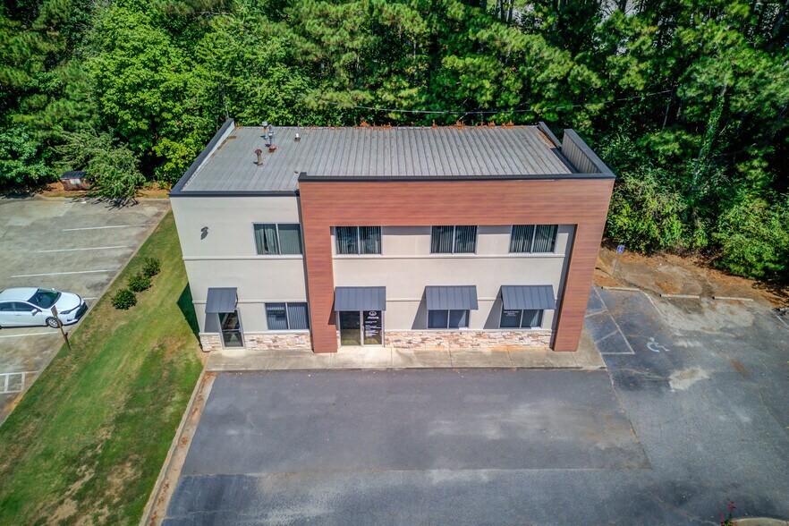 More Photos Of 3625 Hutchinson Rd, Cumming Office For Lease