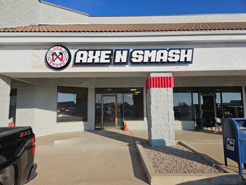 More Photos Of 2010 N Main St, Layton General Retail For Lease