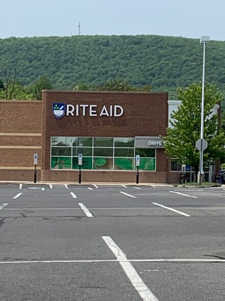 More Photos Of 385 Highway 512, Bangor Unknown For Lease