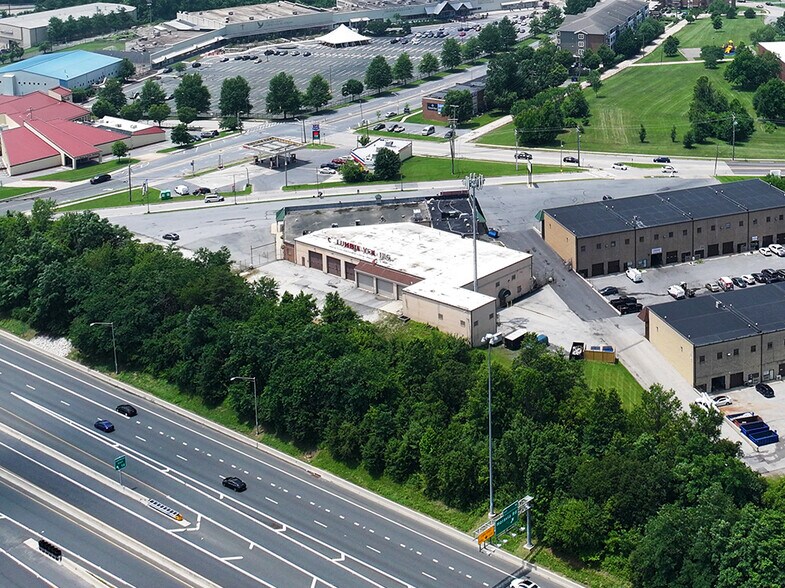 More Photos Of 6412-6418 Frankford Ave, Baltimore Warehouse For Lease