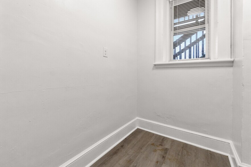 More Photos Of 136 Broadway, Hagerstown Apartments For Sale