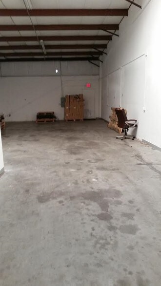 More Photos Of 1424 Hamlin Ave, Saint Cloud Unknown For Lease