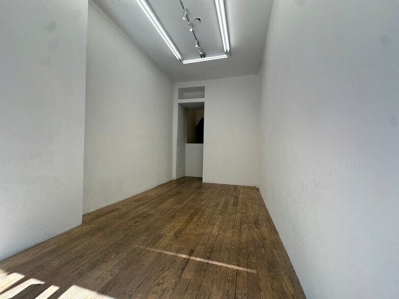 More Photos Of 191 Henry St, New York Apartments For Lease