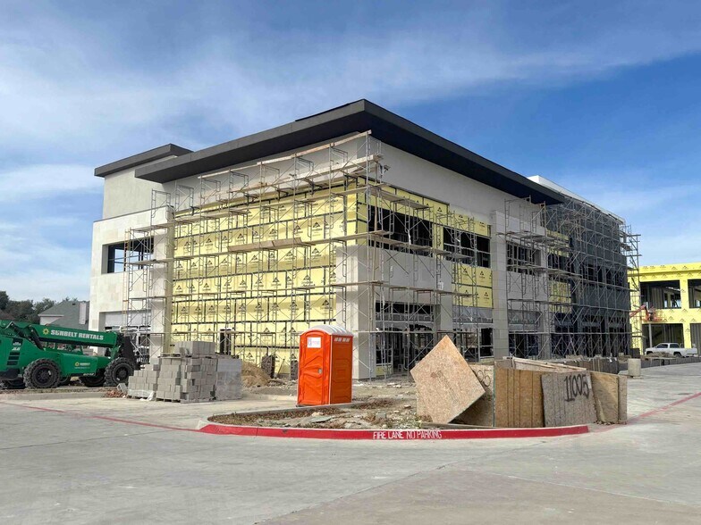 More Photos Of 11005 Preston Road, Frisco Medical For Lease