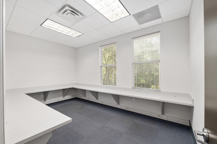 More Photos Of 1014 NW 57th St, Gainesville Medical For Lease