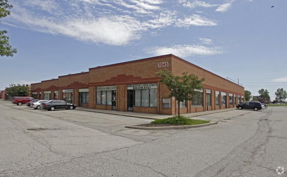 Primary Photo Of 7045 Tranmere Dr, Mississauga Warehouse For Lease