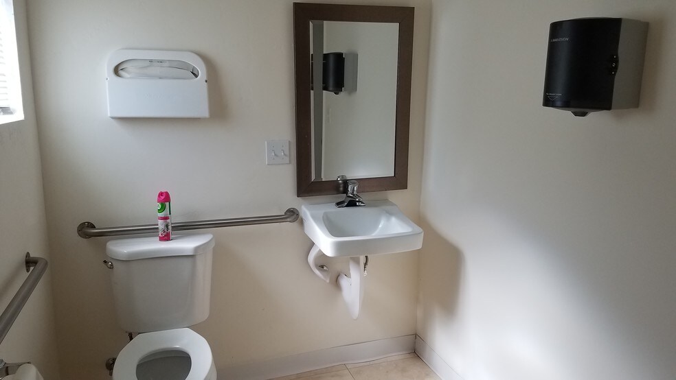 More Photos Of 7575 El Camino Real, Atascadero Office For Lease