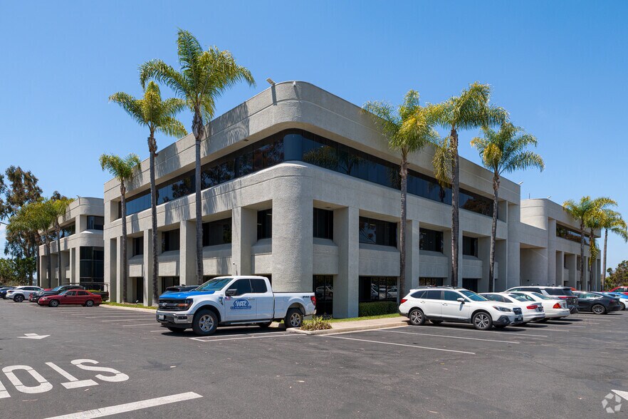 More Photos Of 7220 Trade St, San Diego Office For Lease