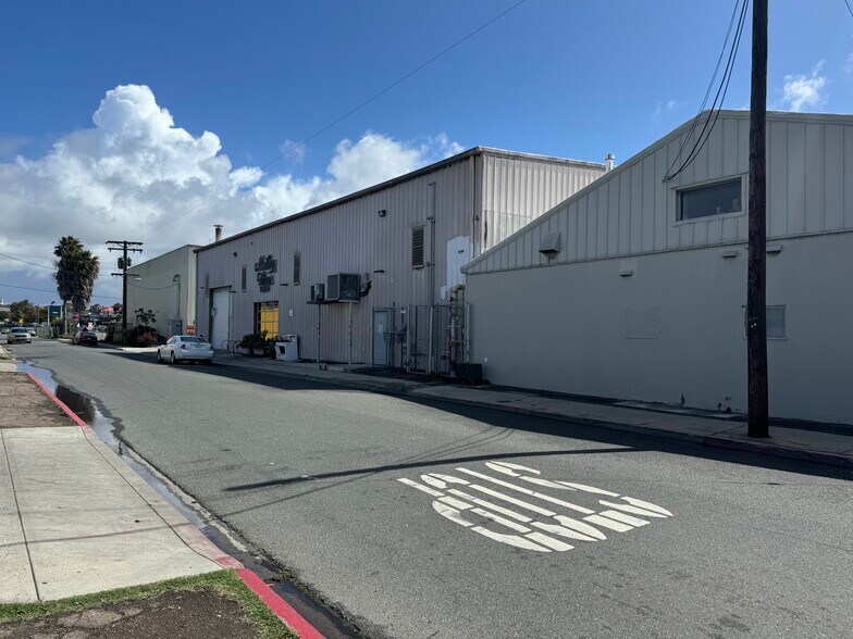 Primary Photo Of 3725 Greenwood St, San Diego Warehouse For Lease