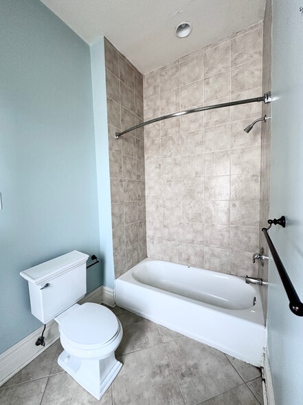 More Photos Of , Lexington Multifamily For Sale