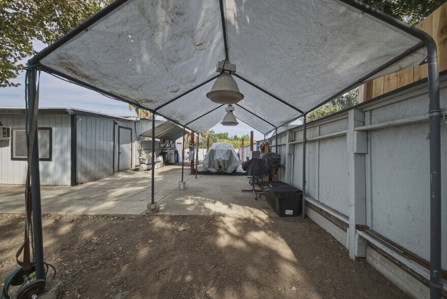 More Photos Of 3725 Pine St, Rocklin Auto Repair For Sale