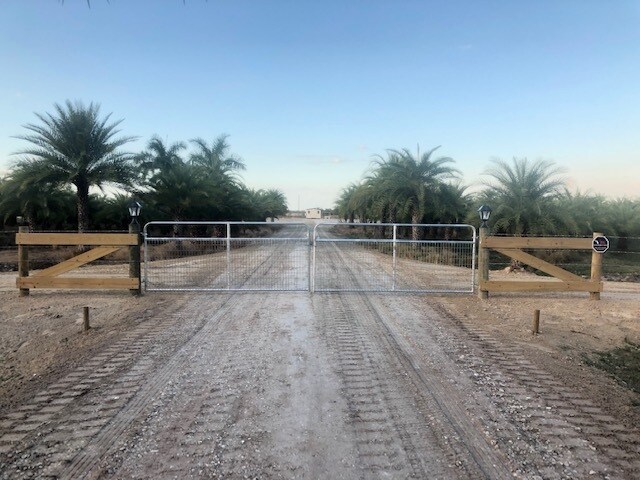 More Photos Of 20941 Granville Rd., North Fort Myers Land For Lease