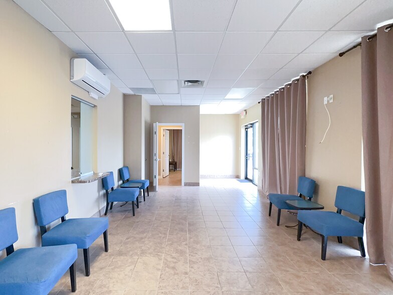 More Photos Of 8400 Astronaut Blvd, Cape Canaveral Medical For Lease