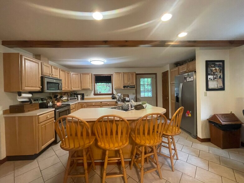 More Photos Of 853 Fairview Rd, Howard Apartments For Sale