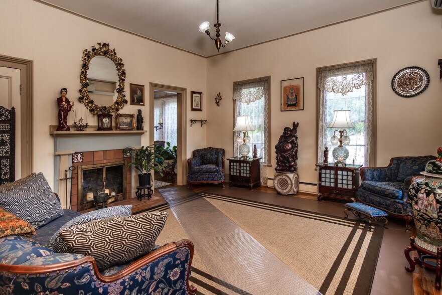 More Photos Of 236 SE Stephens St, Roseburg Hospitality For Sale