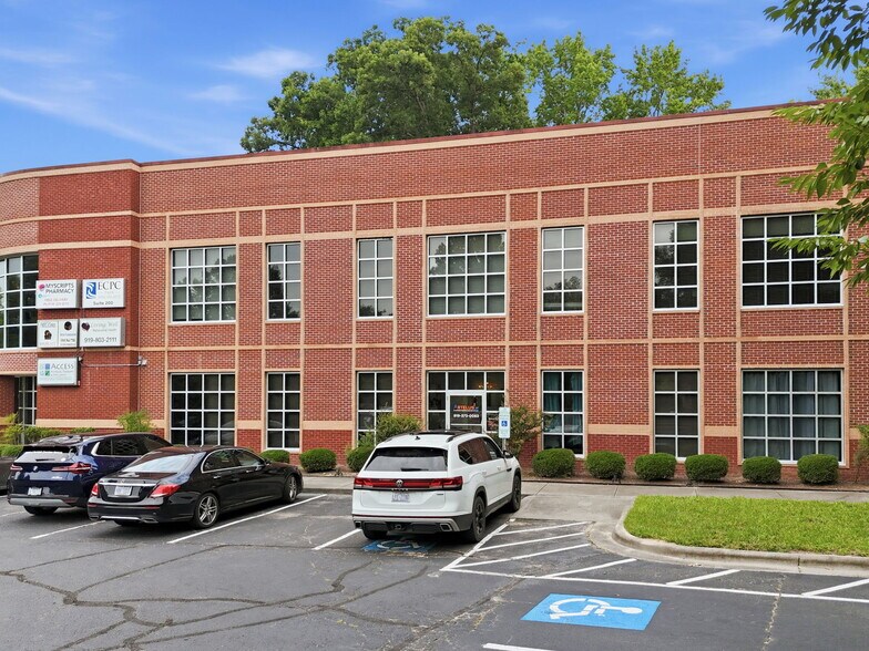 More Photos Of 502 McKnight Dr, Knightdale Medical For Sale