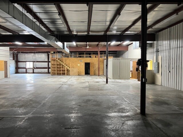 More Photos Of 920 N Westhill Blvd, Appleton Freestanding For Lease