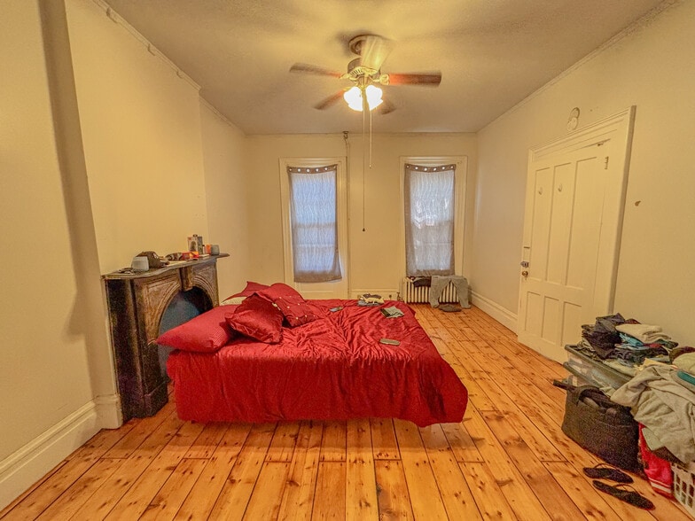 More Photos Of 145 Front St, Schenectady Apartments For Sale